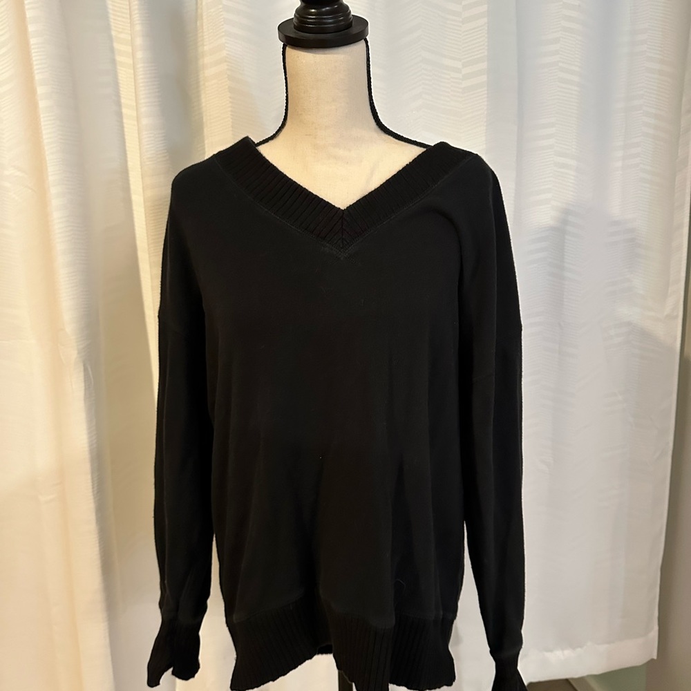 Black Lounge Top